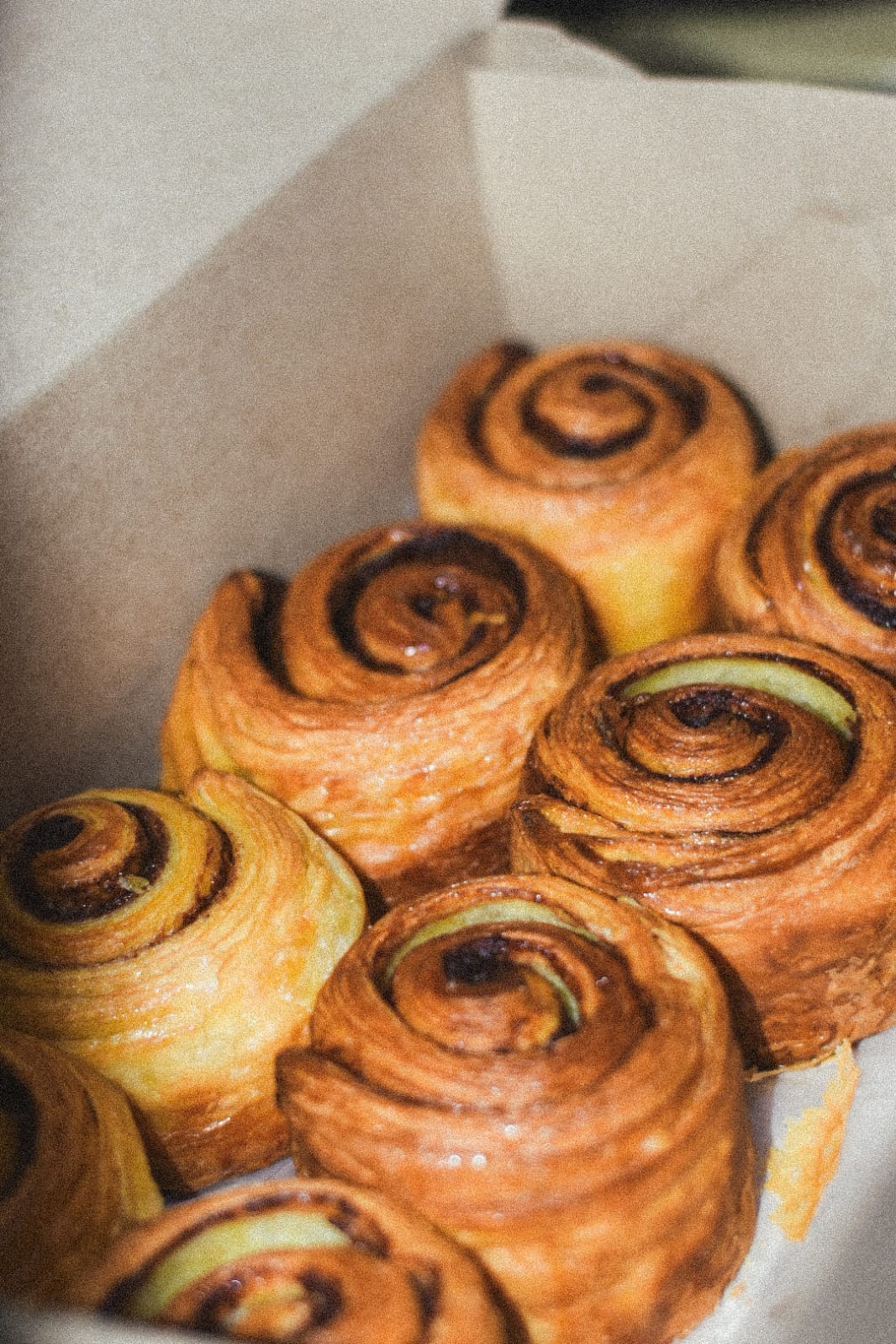 Pastelería recién horneada en Kafein